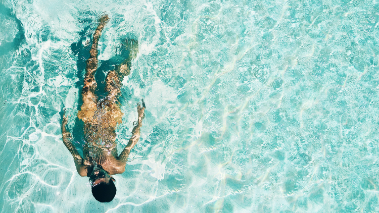 1.used-swimstanley-dai-ovanKMhLYec-unsplash